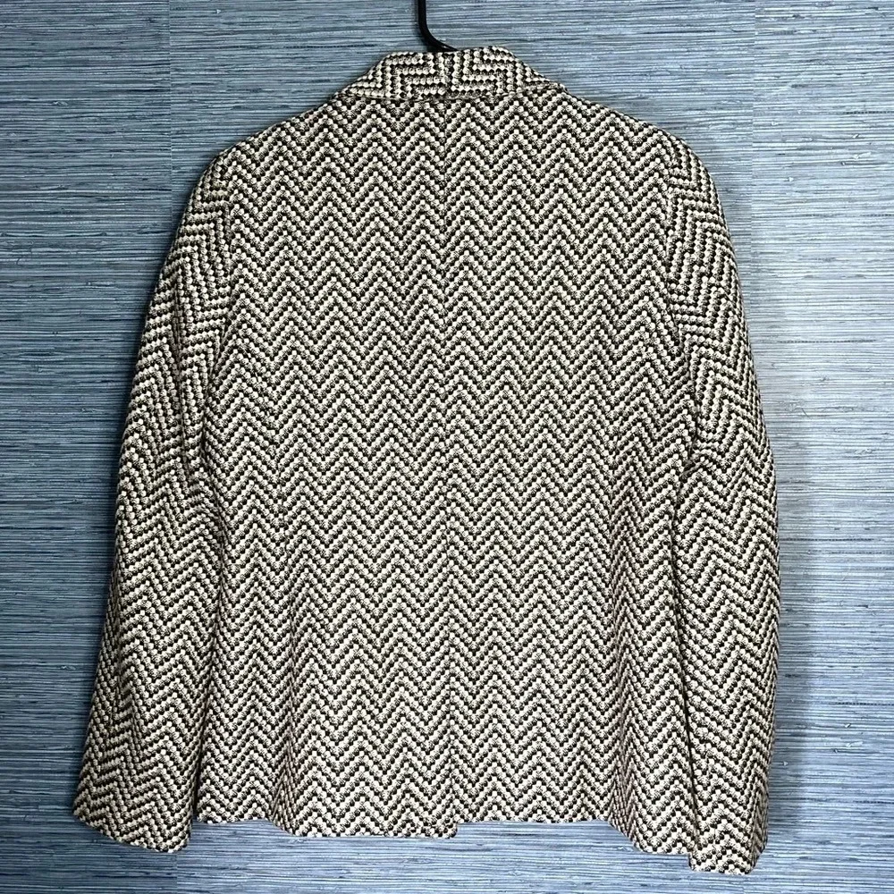 Zanella Italian Black and White Herringbone Blazer - Size 6‎